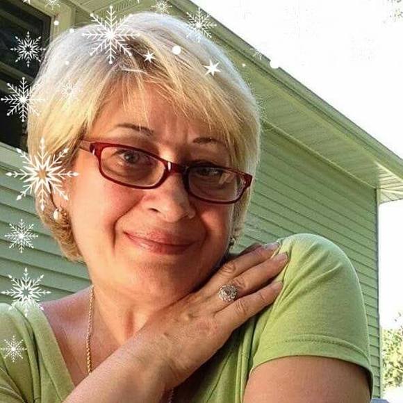 Meet your Posher, Juliana - Picture 1 of 1